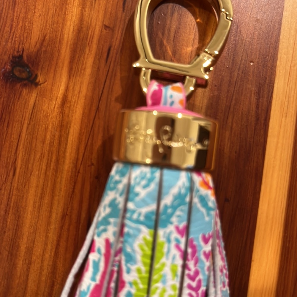 Lilly keychain - Picture 3 of 4